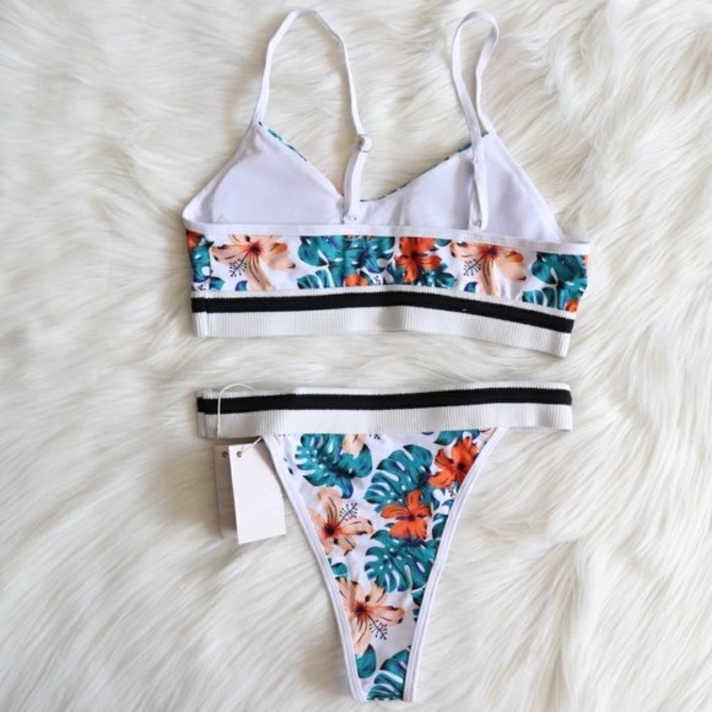 NEW White Green Leafy Palm Floral Bikini Bathing Suit Set Size Medium - Picture 5 of 8